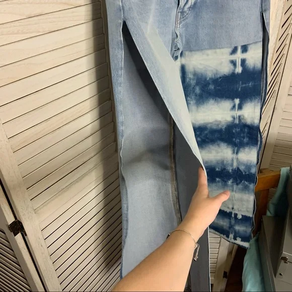Levi’s Made and Crafted Unique Split Leg Mid Rise Light Wash Bleached Jeans New
